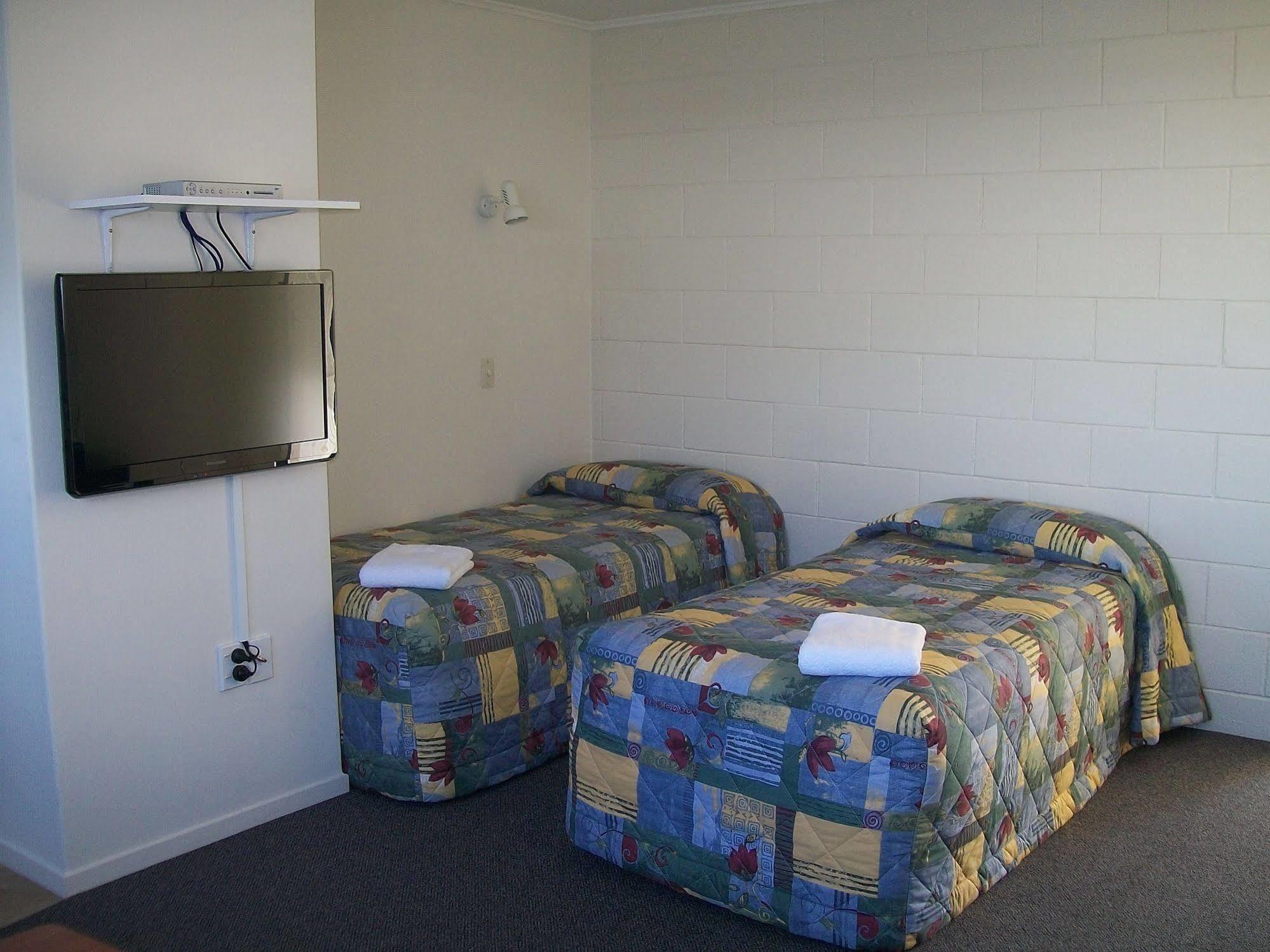 Cedar Court Motel Napier Eksteriør bilde