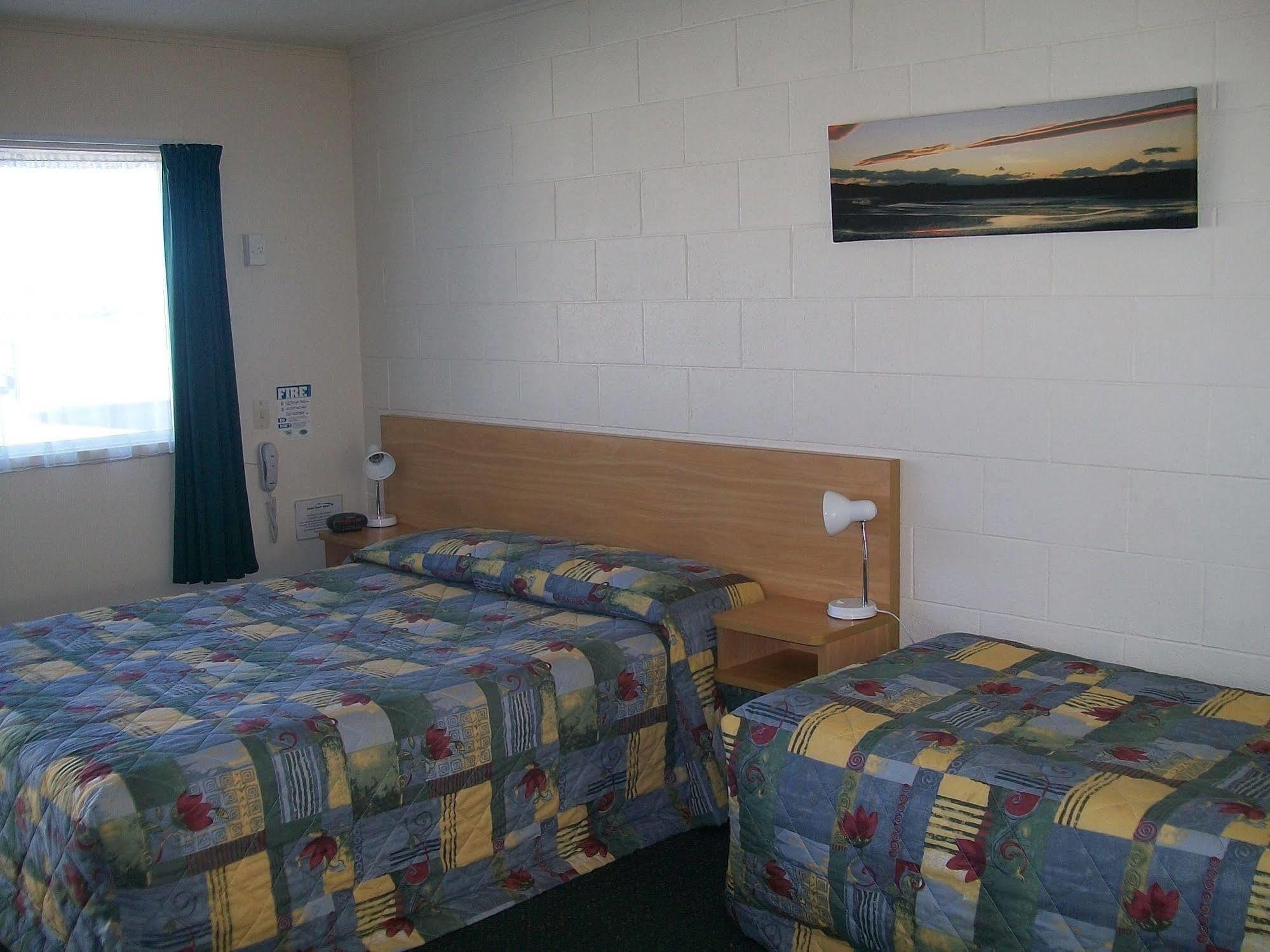 Cedar Court Motel Napier Eksteriør bilde
